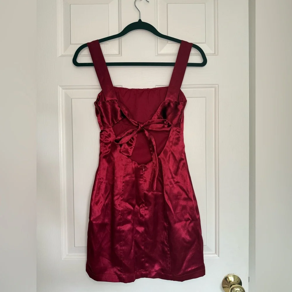 Lucy in the Sky Satin Burgundy Dress - Picture 2 of 4